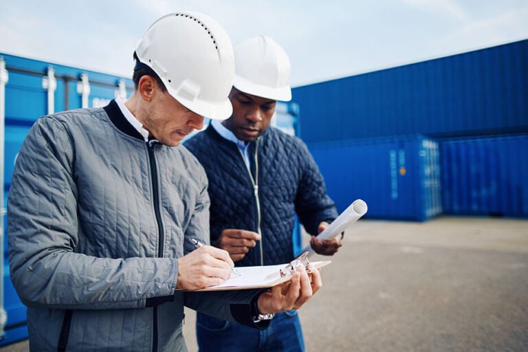 Qué información debe incluir una carta de instrucciones al agente aduanal 13 agente aduanal trabajando con documentos