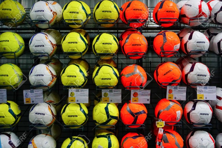 Dónde comprar un balón de fútbol Nike original y qué modelos hay 22 balones de futbol nike en exhibicion
