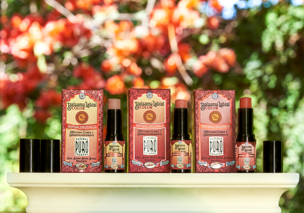 Qué beneficios ofrece el bálsamo labial teñido Burt's Bees Red Dahlia 3 Qué beneficios ofrece el bálsamo labial teñido Burt’s Bees Red Dahlia