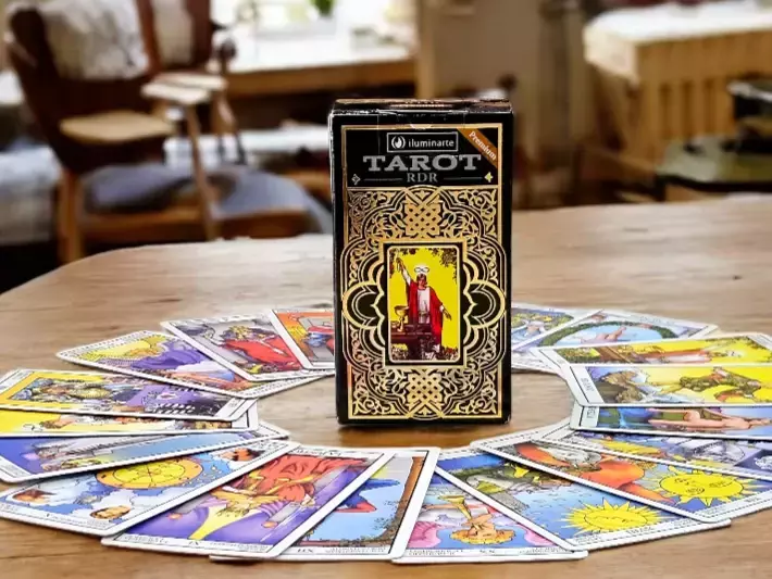 Qué significan las cartas del tarot Rider Waite y cómo se leen 5 Qué significan las cartas del tarot Rider Waite y cómo se leen