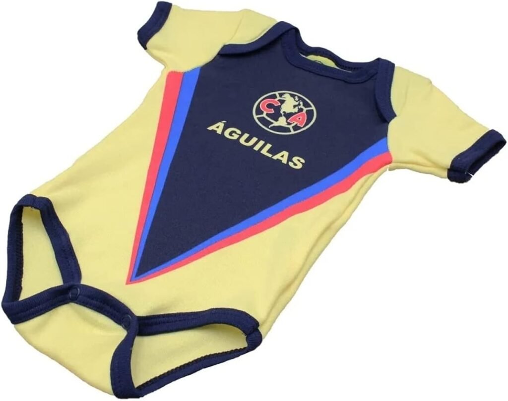 bebe vestido con playera del america