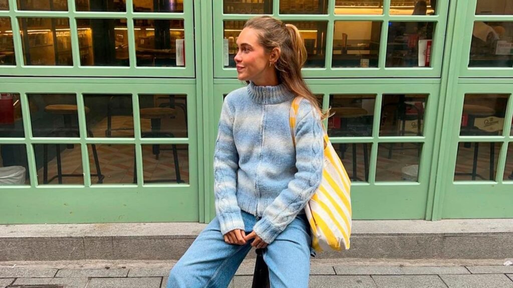 Qué blusas azul cielo de moda son imprescindibles esta temporada 3 Qué blusas azul cielo de moda son imprescindibles esta temporada