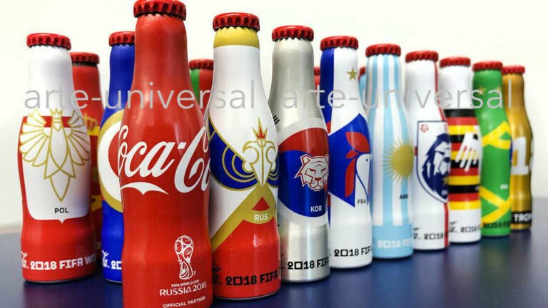 En qué presentaciones de Coca-Cola vienen las estampas del Mundial 8 botellas de coca cola con disenos de futbol