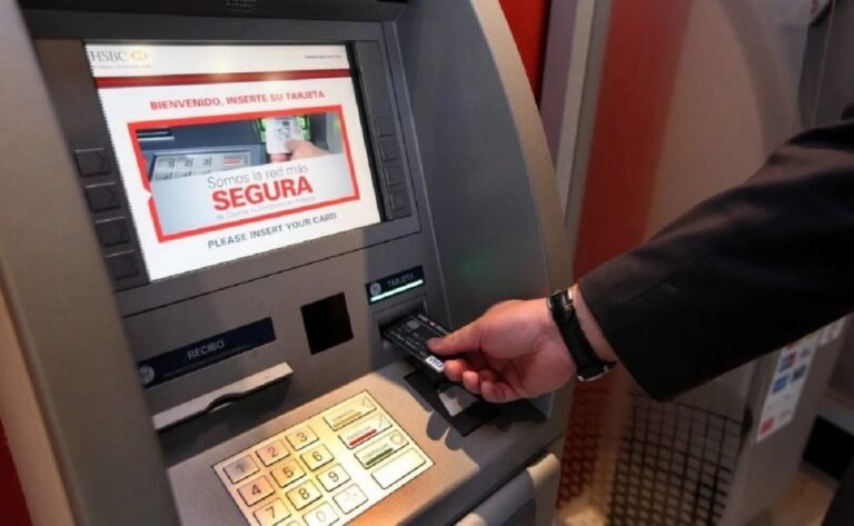 cajero automatico con tarjeta de credito
