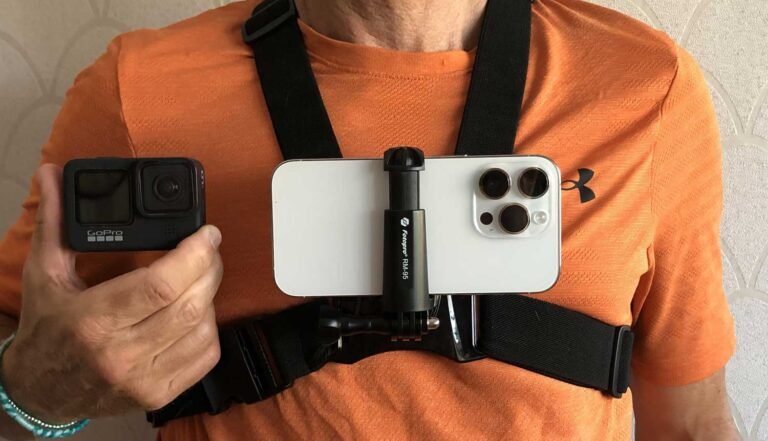 Cómo hacer videos atractivos para Instagram y aumentar tus seguidores 2 camara enfocando un smartphone en accion