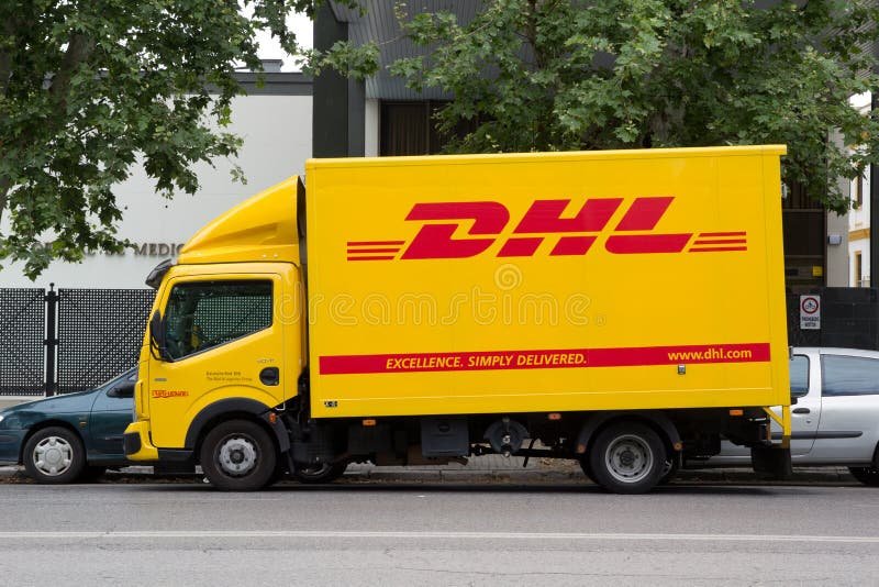 Cuánto cobra DHL por envío nacional e internacional en México