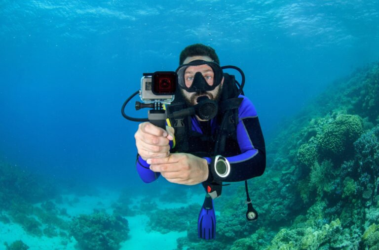 celulares en un entorno acuatico vibrante