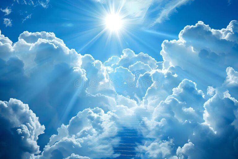 El cielo es el límite en la búsqueda de tus sueños y metas 19 cielo azul con nubes esponjosas y sol