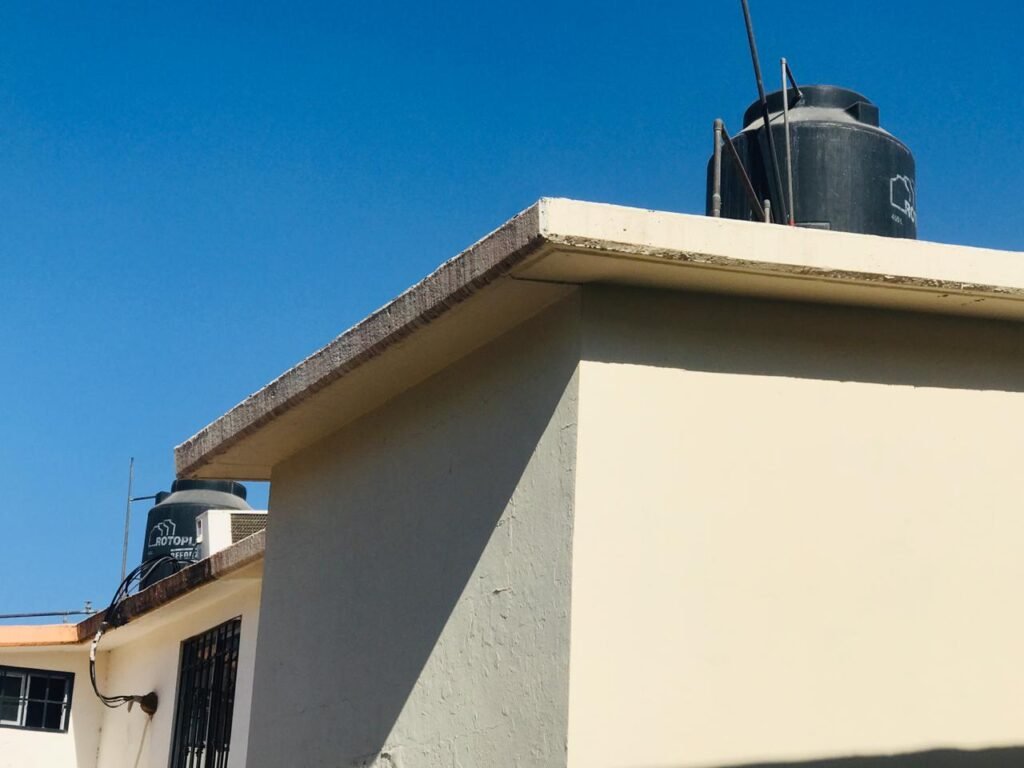 Cuánto cobran por lavar una cisterna en México y qué incluye el servicio