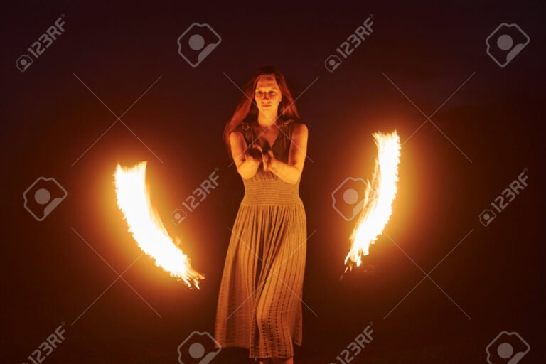 danza del fuego en un paisaje magico