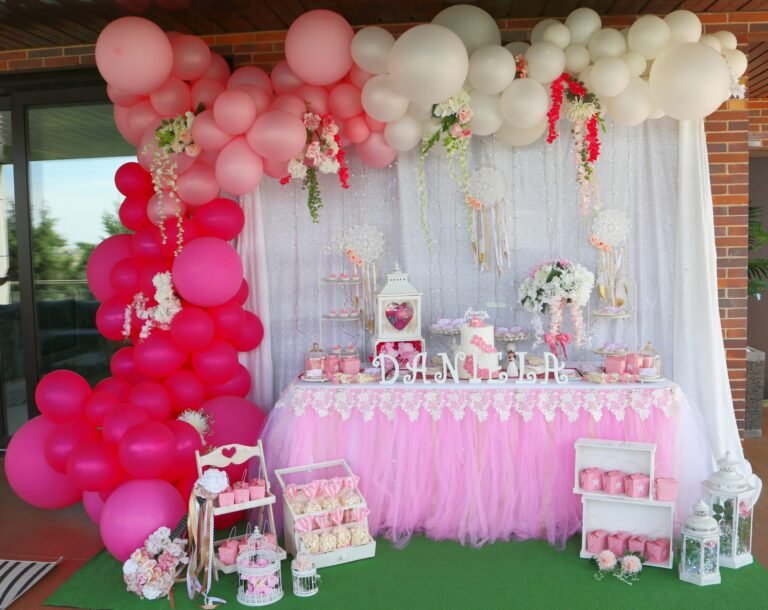 Qué Ideas de Decoración en Rosa Puedo Usar para una Fiesta de Colores 26 decoracion de fiesta en tonos rosa vibrante