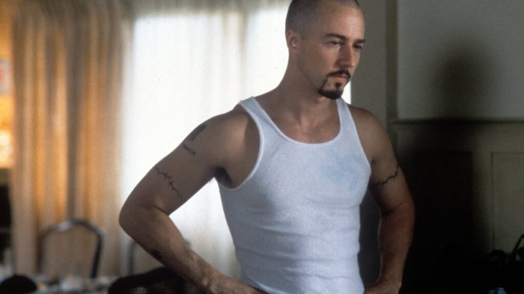 Por qué Edward Norton es tan impactante en American History X 7 Por qué Edward Norton es tan impactante en American History X