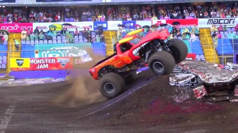 Qué hace a El Toro Loco uno de los favoritos en Monster Jam 12 el toro loco en accion durante monster jam