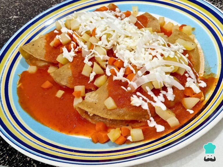 enchiladas potosinas con papa y zanahoria