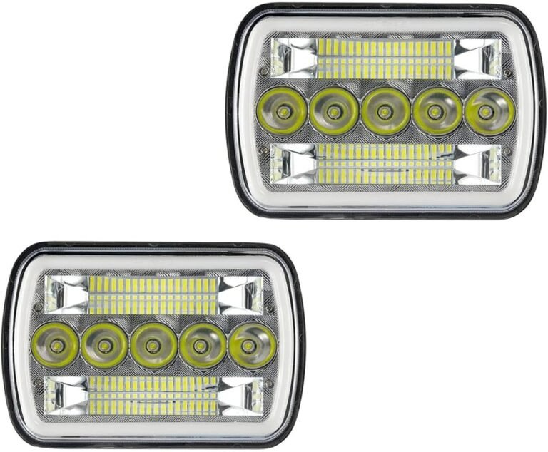 faros led cuadrados iluminando la carretera