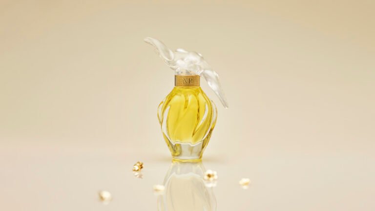 Qué características y opiniones tiene Nina Ricci L'Air du Temps 18 frasco de perfume nina ricci lair du temps