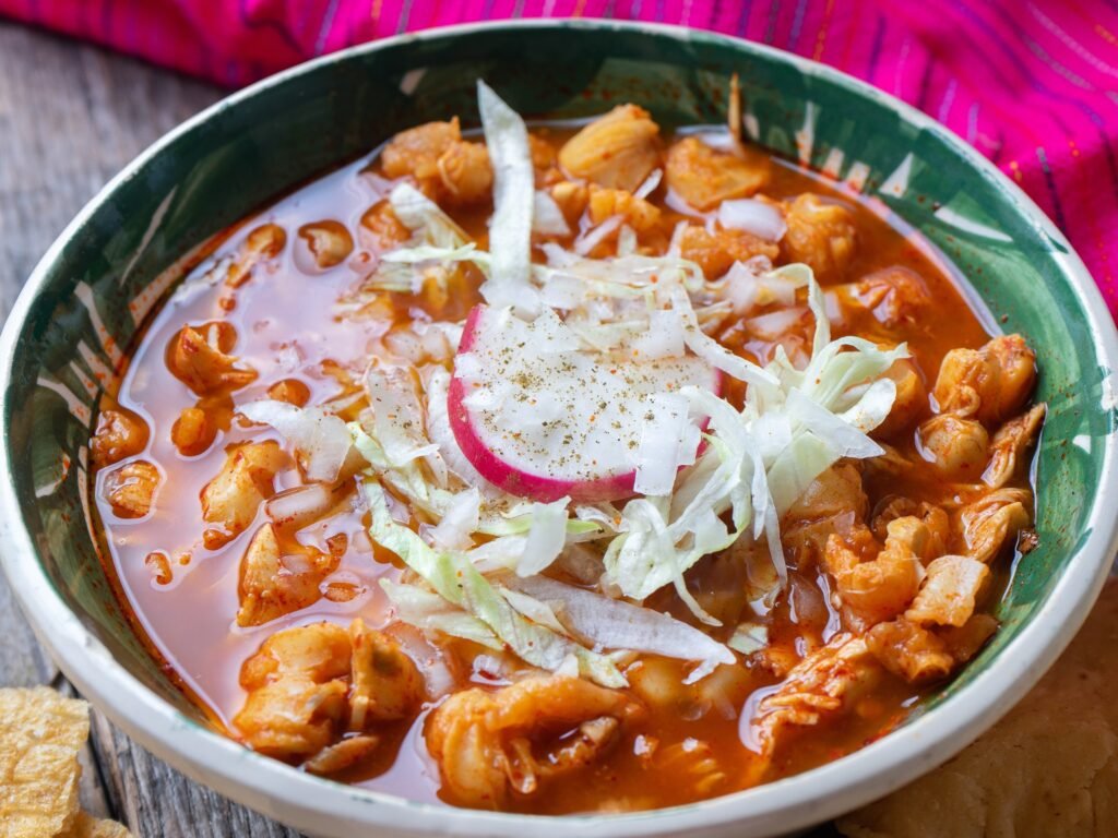 Cómo preparar un auténtico pozole estilo Jalisco como lo hacía tu abuela 6 Cómo preparar un auténtico pozole estilo Jalisco como lo hacía tu abuela
