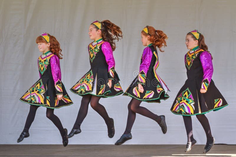 Cómo elegir los mejores trajes para danza cristiana juveniles 8 Cómo elegir los mejores trajes para danza cristiana juveniles