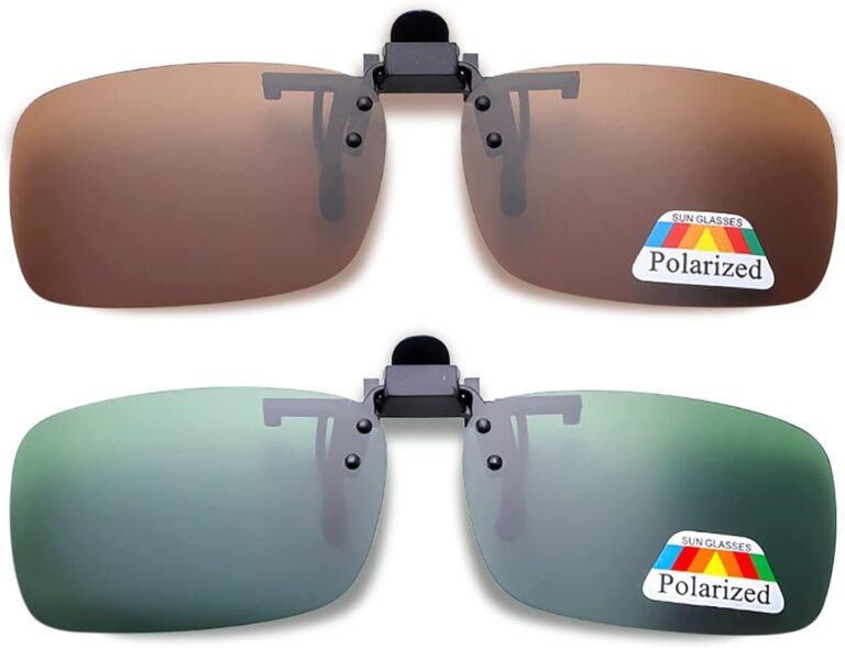 lentes clip on sobre unas gafas elegantes