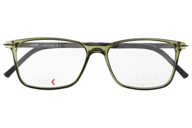 lentes mont blanc sobre fondo neutro