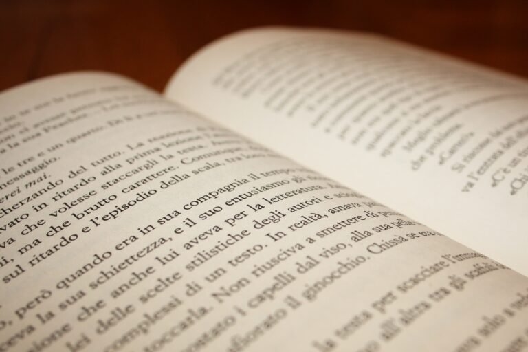 Dónde puedo leer la novela "Una casualidad inesperada" completa en español 7 libro abierto con paginas en espanol