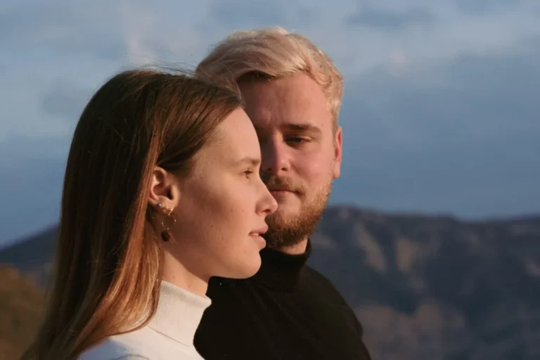 Y tú qué ves cuando me miras Entendiendo la mirada del otro 9 miradas profundas entre dos personas