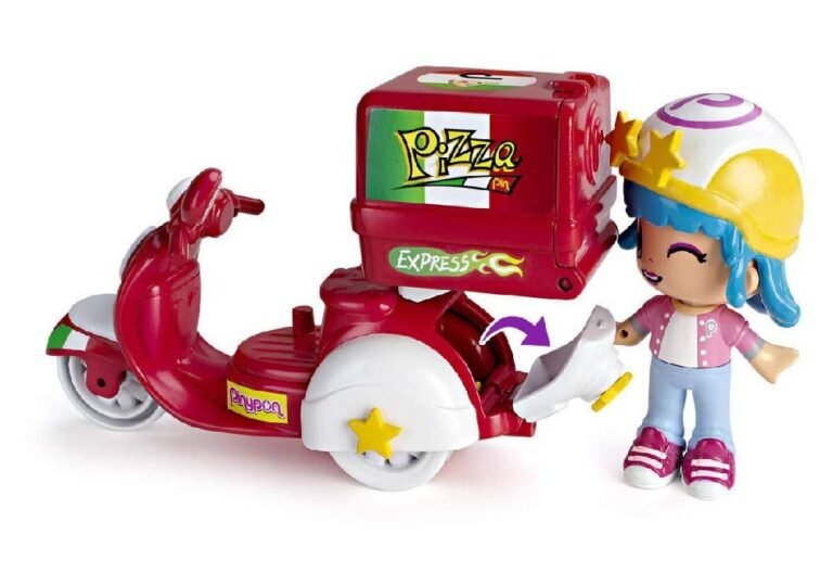 moto de juguete con caja de pizza