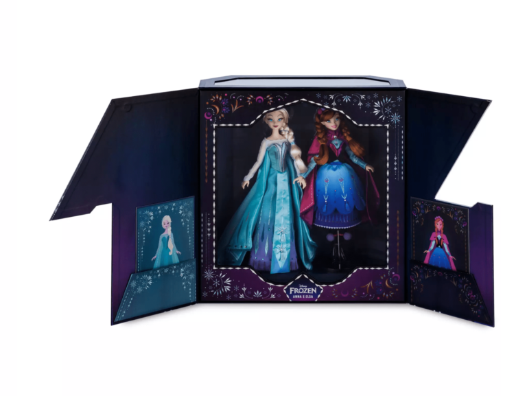 muneca elsa de frozen en un escaparate