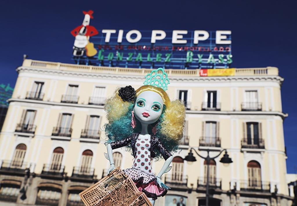 Qué es Monster High Scaris: Ciudad del Terror y qué incluye