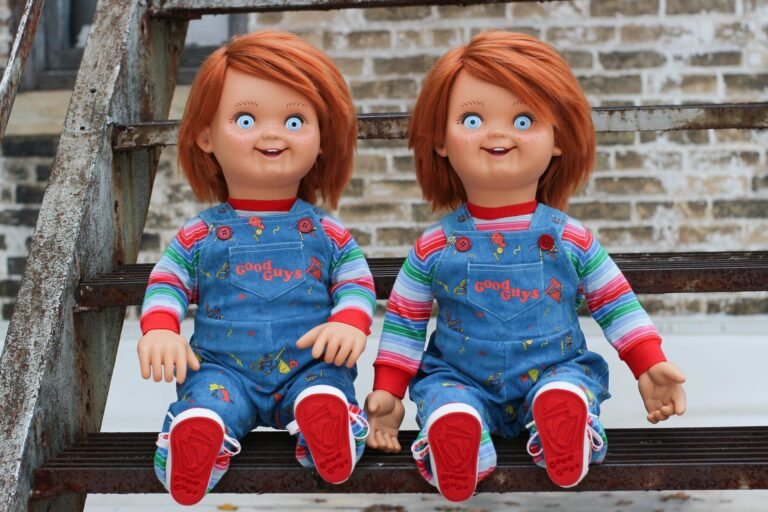 Dónde puedo comprar un muñeco Chucky original de tamaño real 1 muneco chucky realista en una tienda