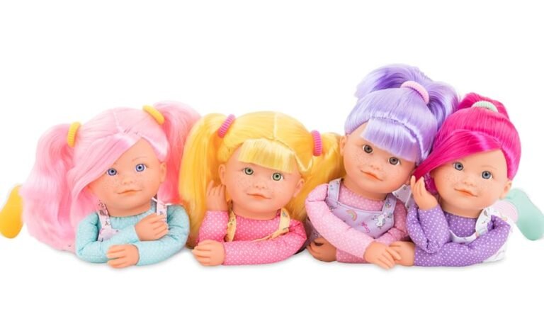 nenuco con peinados coloridos y creativos