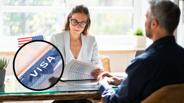 Qué preguntas te hacen en la entrevista para obtener la visa 7 persona entrevistando a solicitante de visa