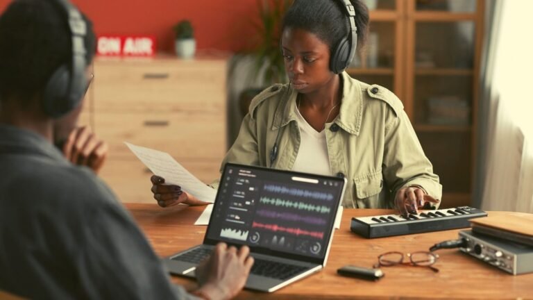 Qué programa utilizar para extraer audio de un video fácilmente 16 persona usando software de edicion de audio