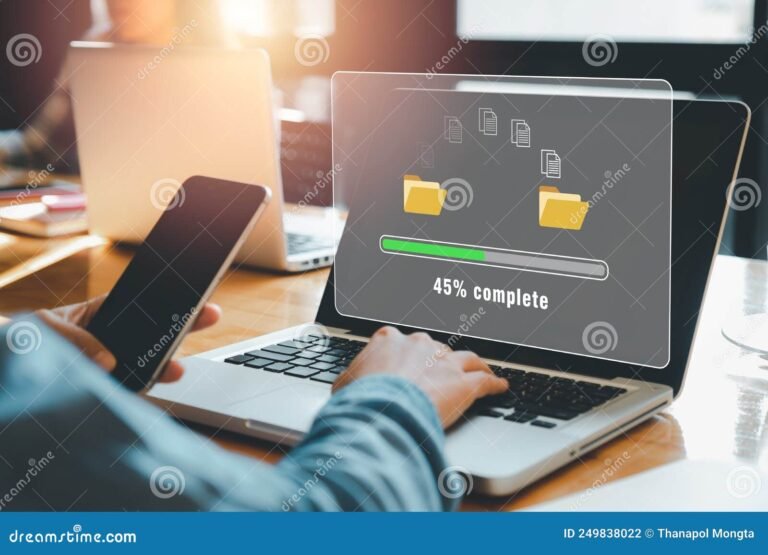 Cómo puedo enviar archivos pesados por correo electrónico fácilmente 8 persona utilizando un ordenador y archivos digitales