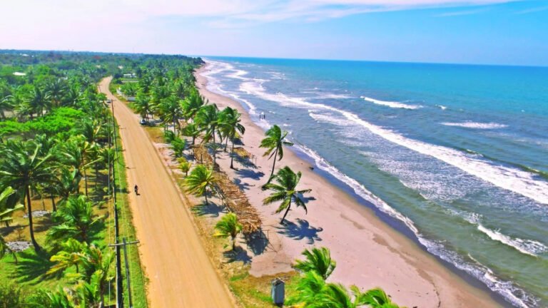 playa paradisiaca en el mar de cortes