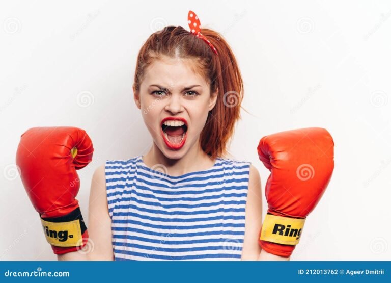 playeras rayadas en un fondo atractivo