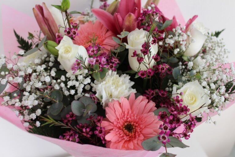 Qué Frases Bonitas Puedo Usar Para Celebrar el Día de las Madres 25 ramos de flores suaves y coloridos