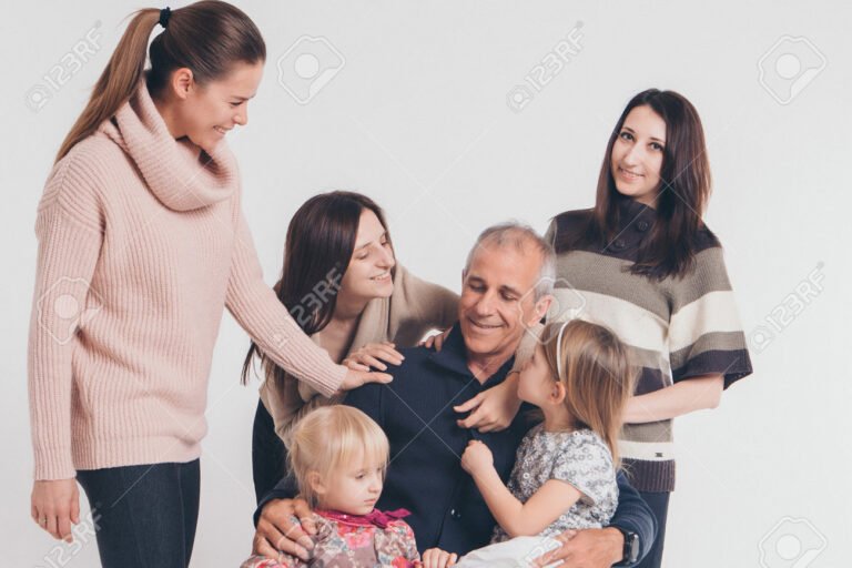 Por qué los fans de La Rosa de Guadalupe admiran sus relaciones 21 relaciones familiares en tonos calidos y amorosos