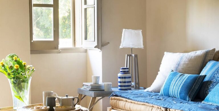 Qué es la liturgia de las horas y cómo puede seguirla un fiel 6 relajante espacio de oracion y meditacion