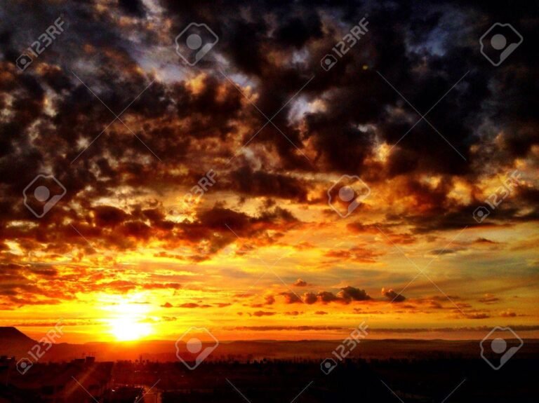 Cuáles son las historias más impactantes sobre el peor día de mi vida 10 un amanecer tras una tormenta oscura