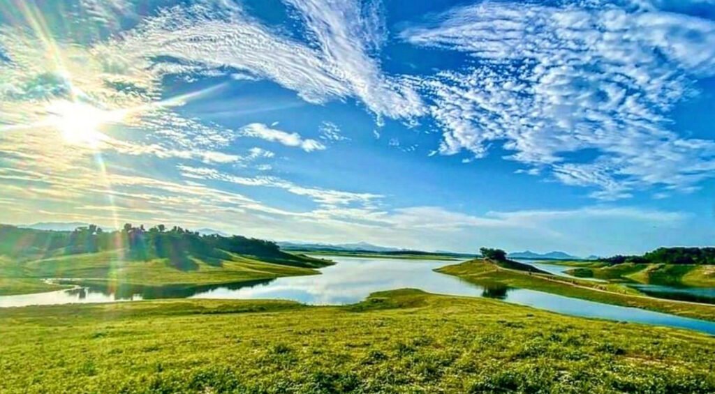 Qué temas y personajes se exploran en «El sobrino del mago» de Narnia