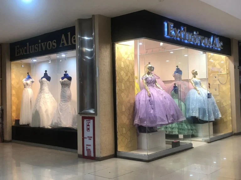 vestido de xv anos en un escaparate