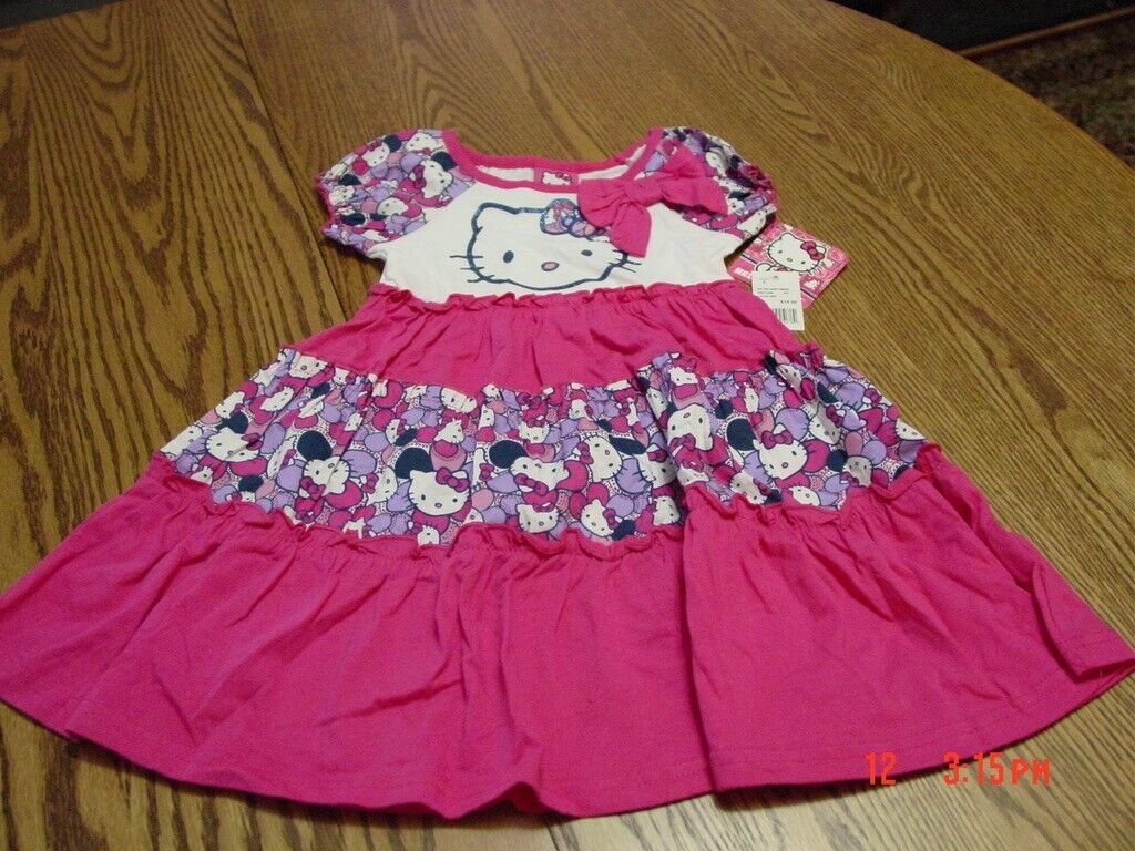 Dónde puedo encontrar vestidos de Hello Kitty para comprar 3 Dónde puedo encontrar vestidos de Hello Kitty para comprar