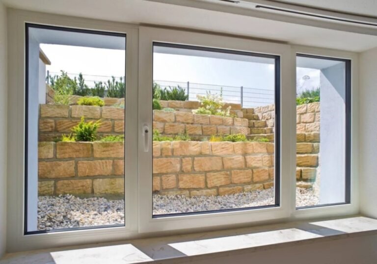 Qué es el vidrio que no se ve para adentro y cómo se utiliza 19 vidrio opaco en una ventana moderna