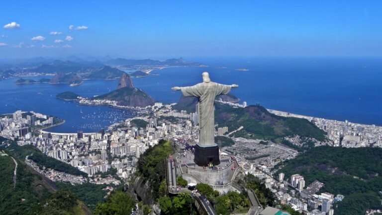 Qué hace famoso al Cristo Redentor en Río de Janeiro 12 vista panoramica del cristo redentor