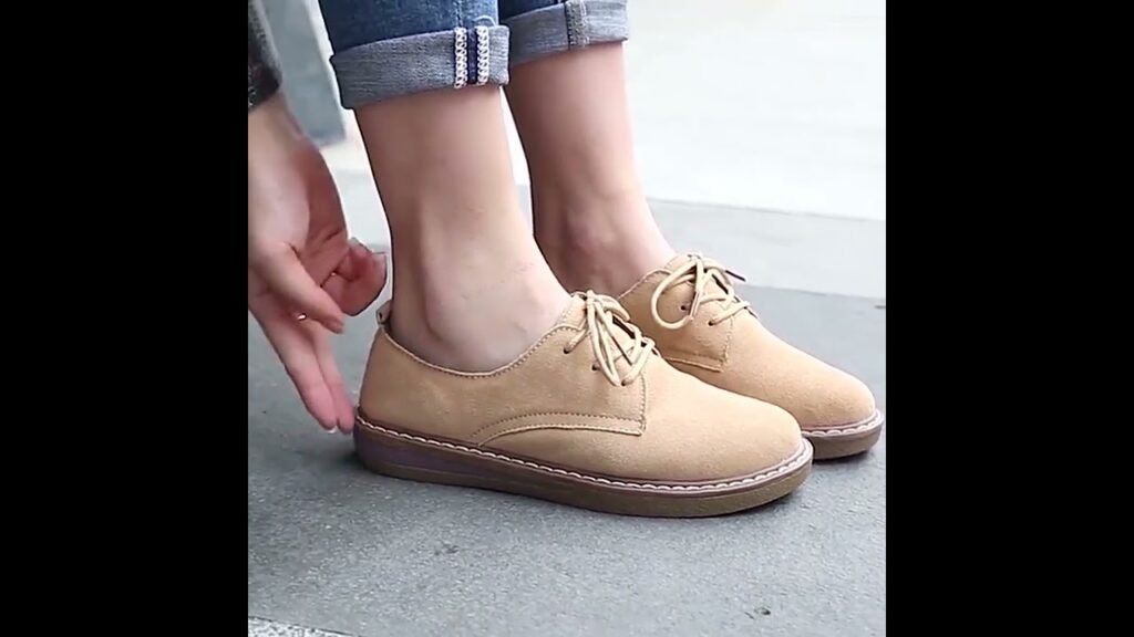 Cómo Limpiar Correctamente Tus Zapatos de Gamuza Beige 3 Cómo Limpiar Correctamente Tus Zapatos de Gamuza Beige